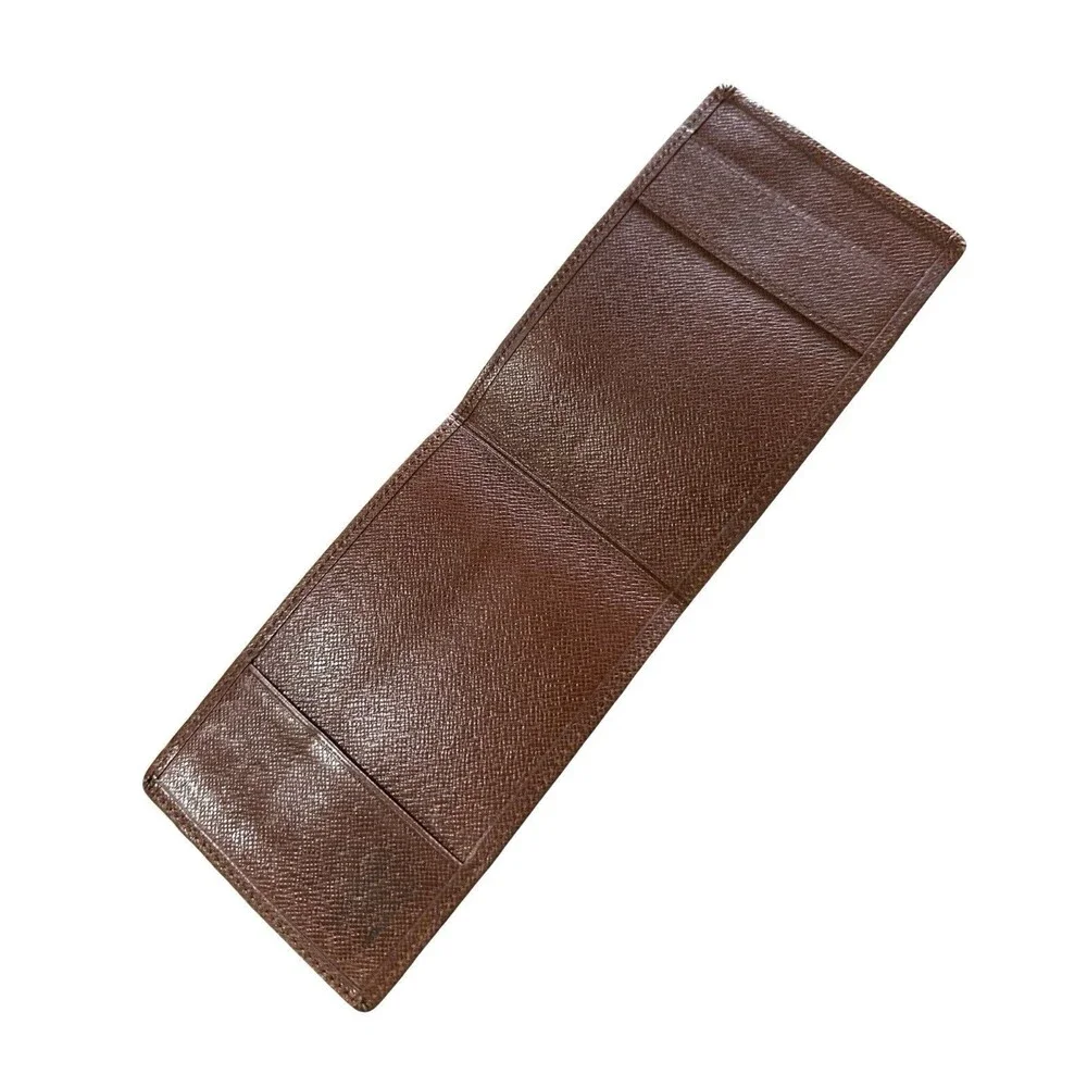 Louis Vuitton classic louis
